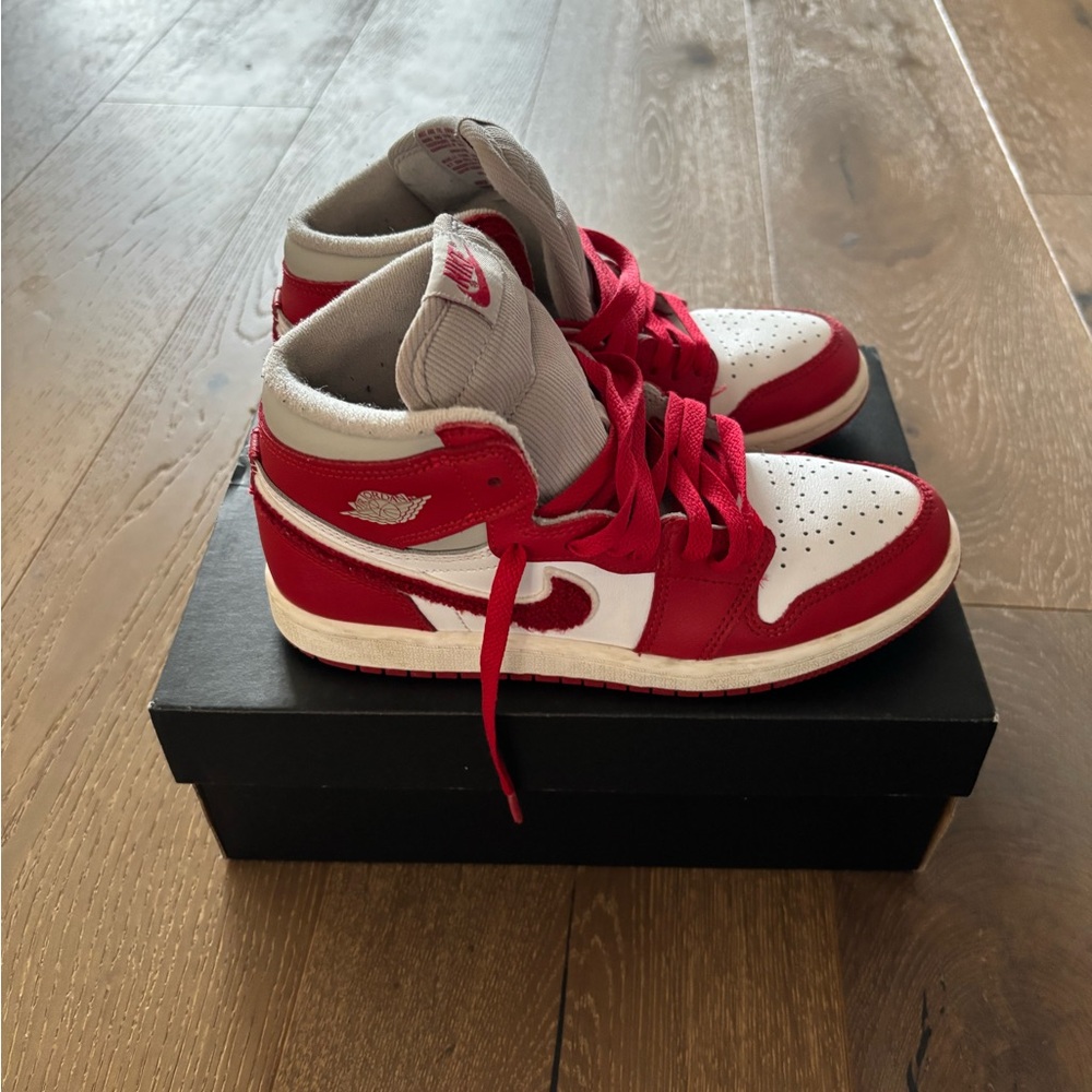 Jordan 1 High Varsity Red Pre School Size 3Y CU0449-061 Air Jordan Retro High OG